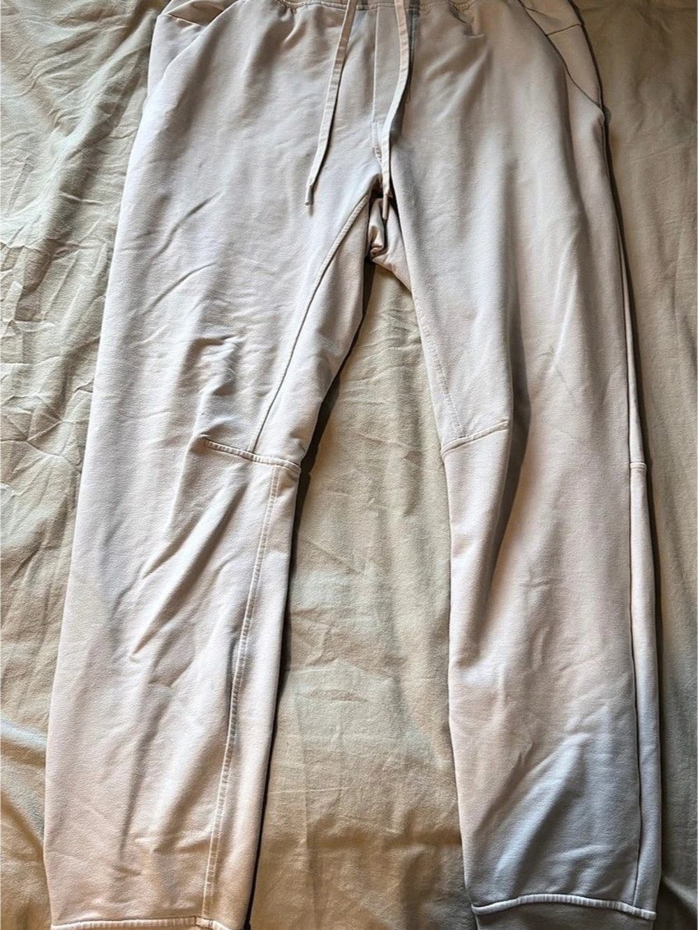 Lululemon Surge Jogger Men’s Jogger Pants in White